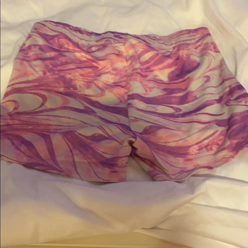 Shorts - Picture 3 of 3